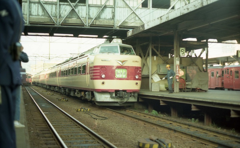 エル特急ライラック